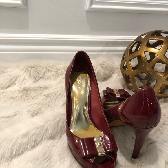 Coach maroon heels toe peep - Picture 2 of 6